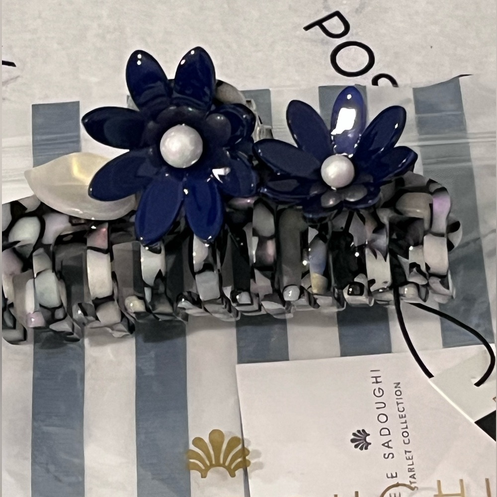 LELE SADOUGHI NWT AUTHENTIC CELESTIAL PETUNIA CLAW CLIP